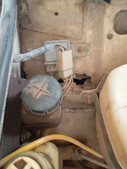 Ваз лада 2106 Жигули йуриб Турган машина