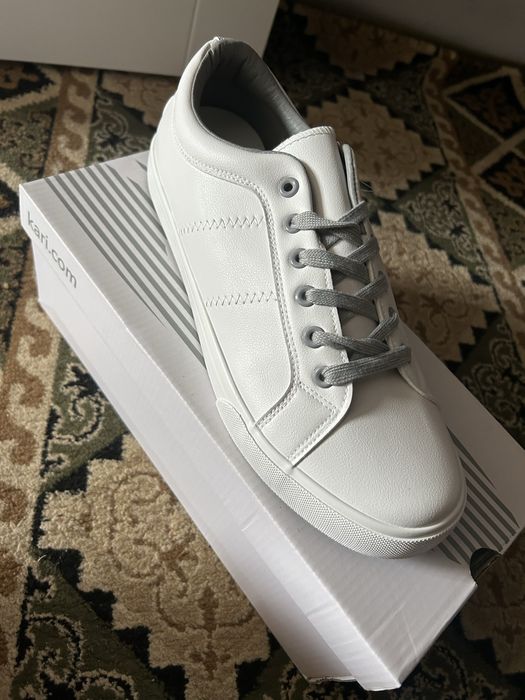 Кроссовки кеды кари