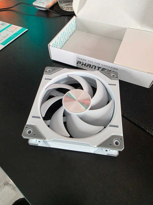 Phanteks D30 PWM 120mm D-RGB White, Regular Airflow, nou, nefolosit