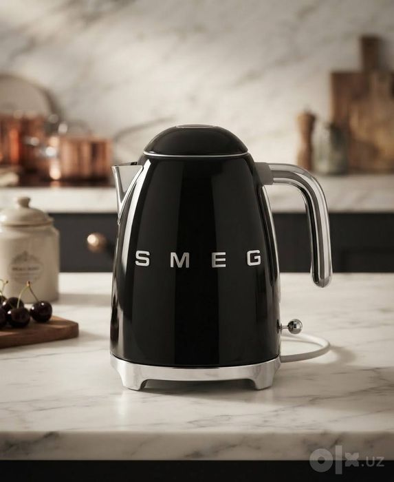 Электрический чайник Smeg