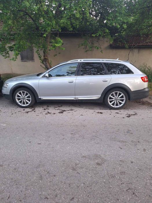 Продавам лек автомобил Ауди А 6 allroad
