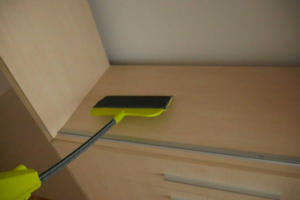 Mop plat cu pulverizator Rovus, microfibra, maner extensibil, 59 x 9 cm