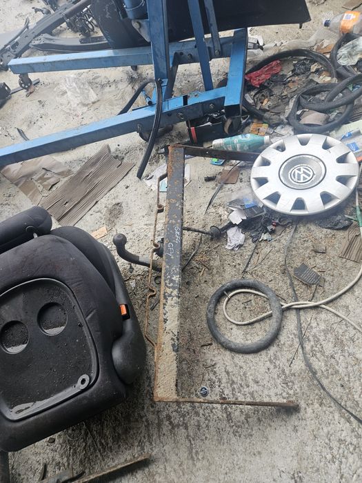 Carlig remorcare vw golf 4