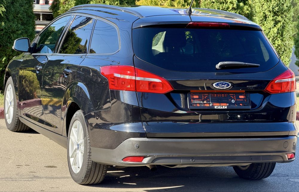 FORD Focus 2015 — imagine 3