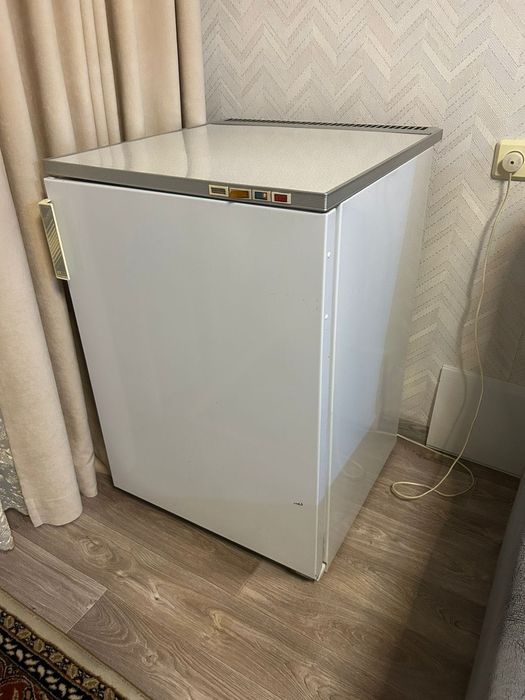 Продам морозилку Бирюса