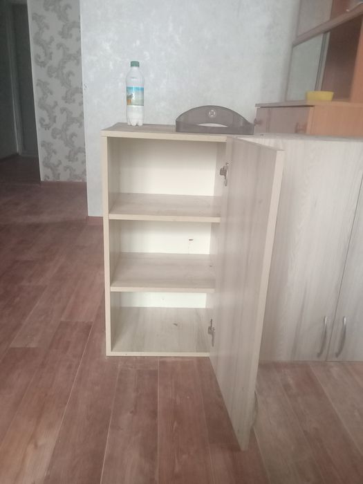 Подвесная полка на кухню