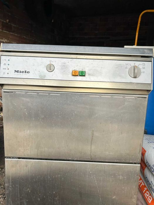 Професионална съдомиялна Миеле