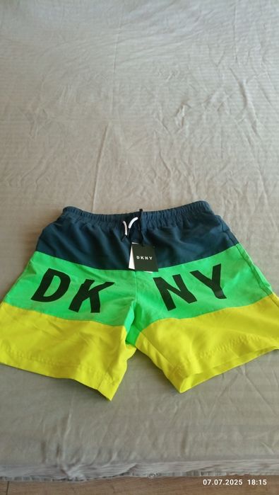 Оригинални мъжки шорти Donna Karen, размер xs, чисто нови с етикет