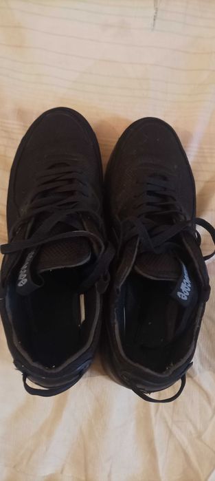 Продам крассовки.