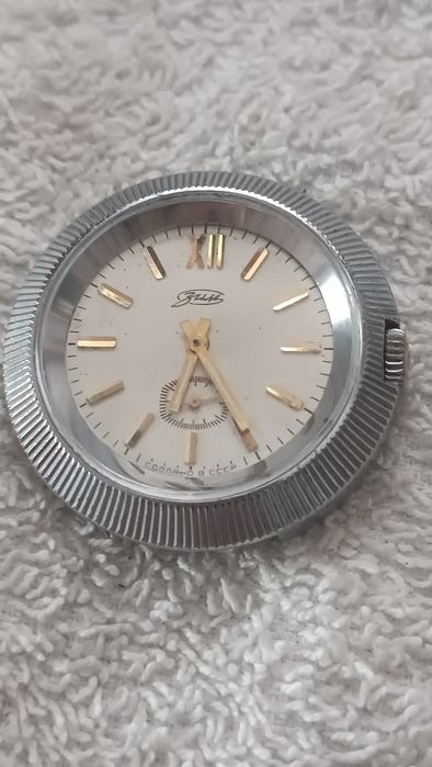 Механические часы наручные