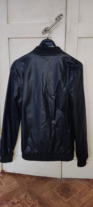 Бомбер куртка летняя тонкая