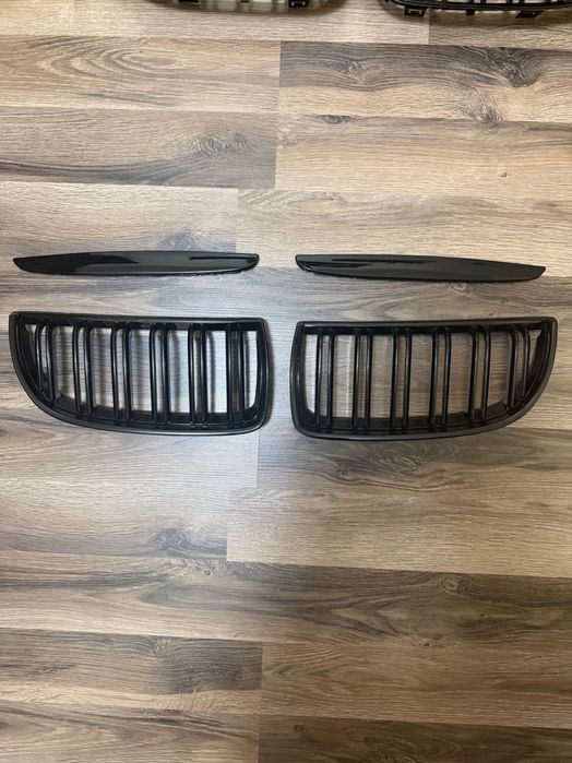 BMW Е90/91   Решетка