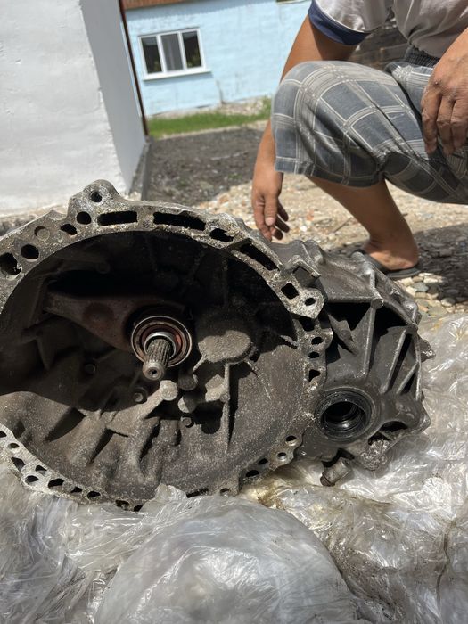 Продам МКПП на Тайоту Авенсис 2001гв