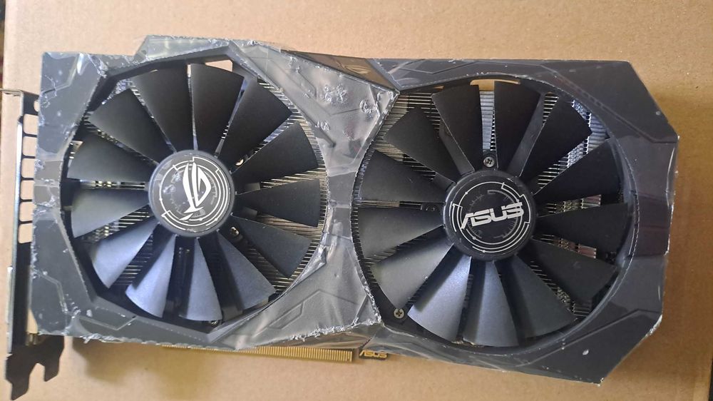 Placa video Asus Rog Strix RX 570 8gb vram, 256 bit Bacau • OLX.ro