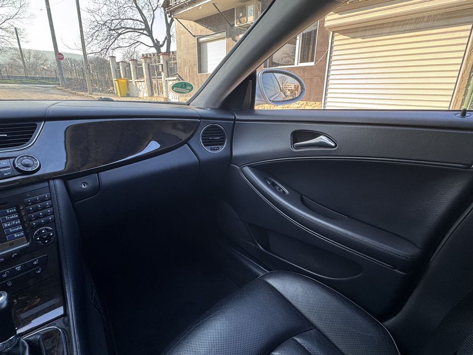 Mercedes-benz CLS 500