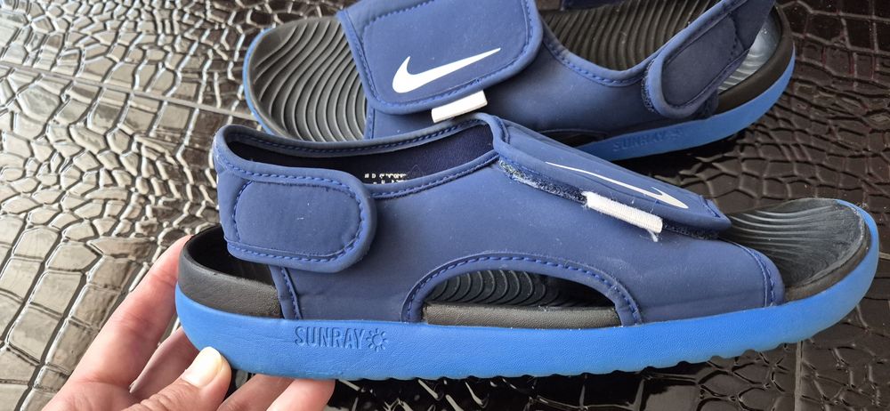 Сандали Nike номер 38.5