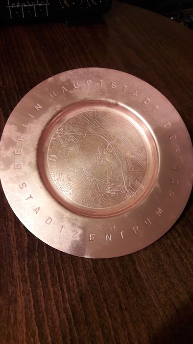 Много рядка медна чения BERLIN