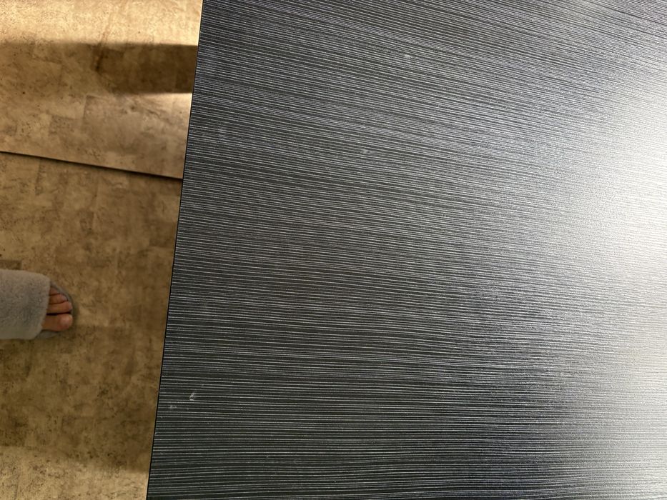 Холна маса на атрактивна цена