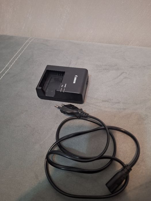 Фотоапарат канон 2000