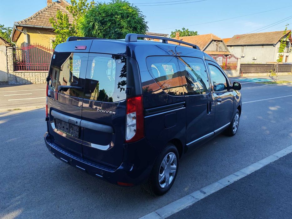 Dacia DOKKER 1.5 DCI, 90 CP, Climă, Navi, autoturism cu 5 locuri