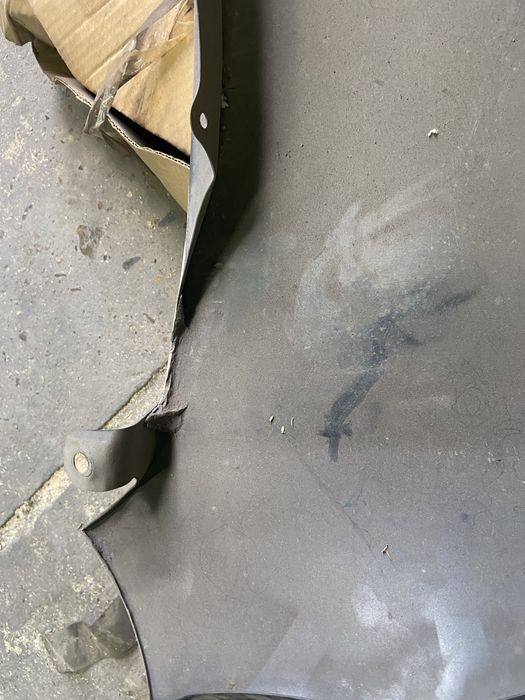 крыло на камри 50 2012 американец