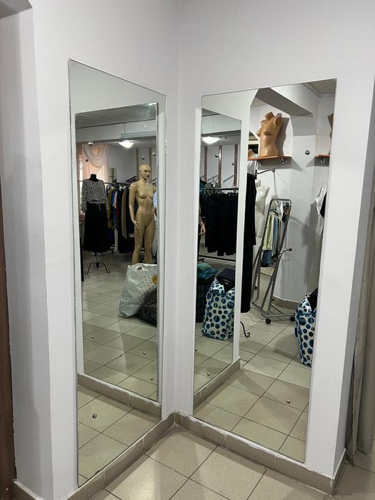 Зеркала большие продам