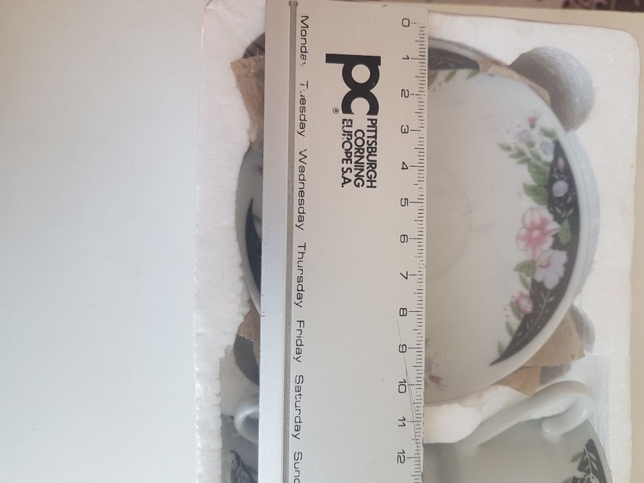 Set de 6 cesti si 6 farfurii pentru cafea , sigilat