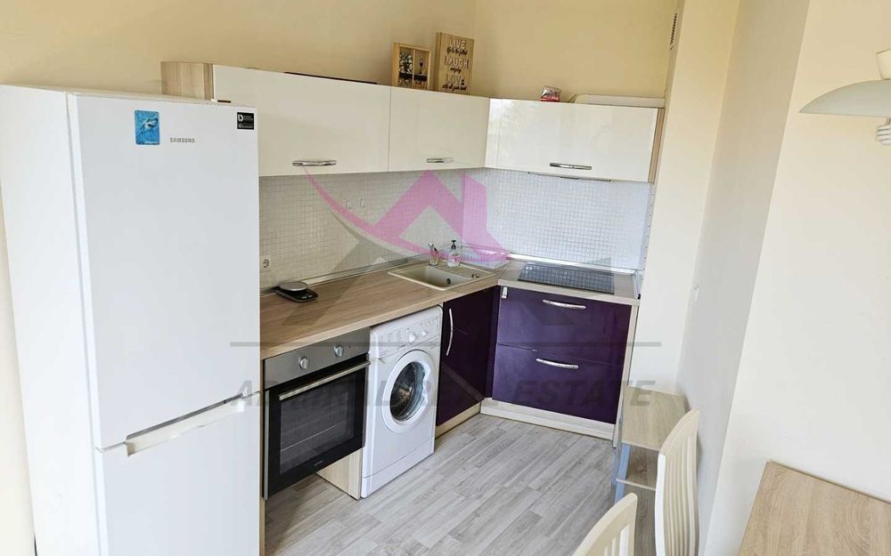 Дава се под наем Двустаен апартамент в Варна, Бриз - 67 кв.м за 511 € - Снимка #1