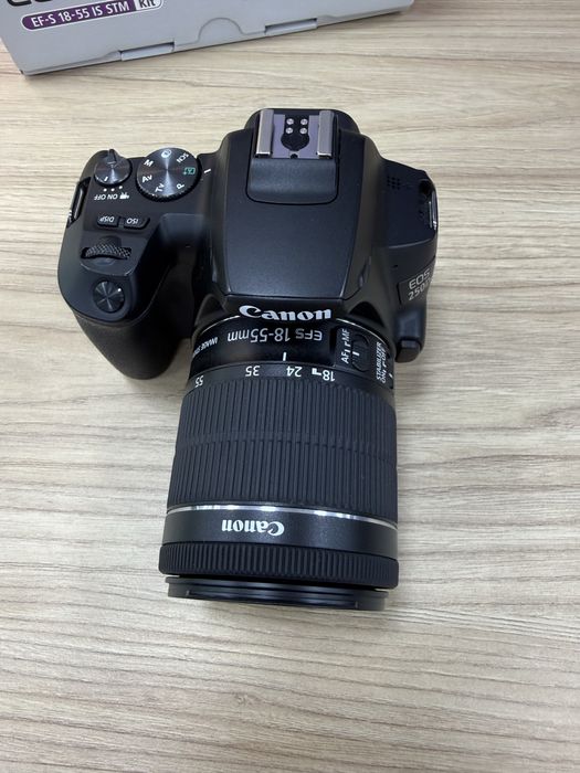 Canon 250D 18-55mm STM 4K