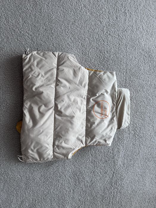 Продам жилетку детскую