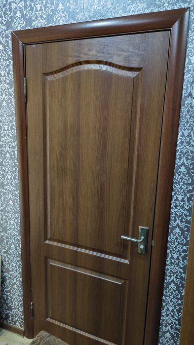 Продам двери б/у