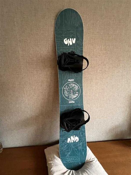Сноуборд - Gnu Velvet 147cm