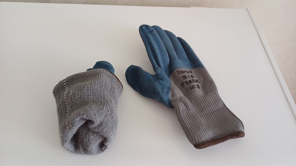 Продам рабочий перчатки спилковый