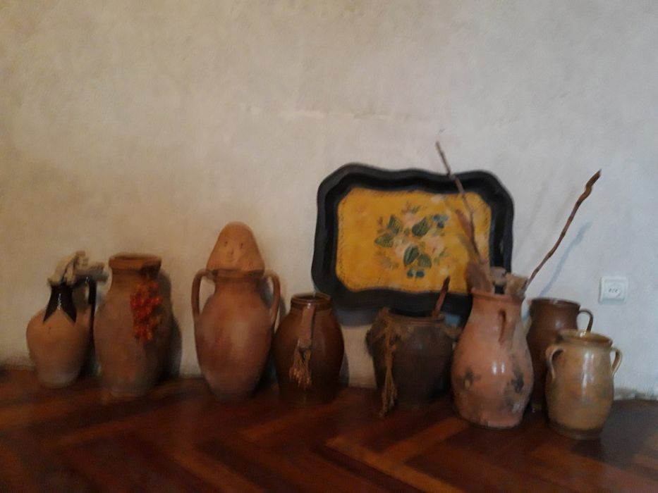 Продается керамические кувшины и блюда декоративные