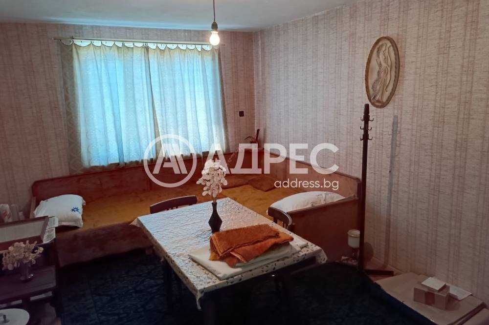 Продава се Къща в Разград, Орел - 166 кв.м за 860 €/кв.м - Снимка #3