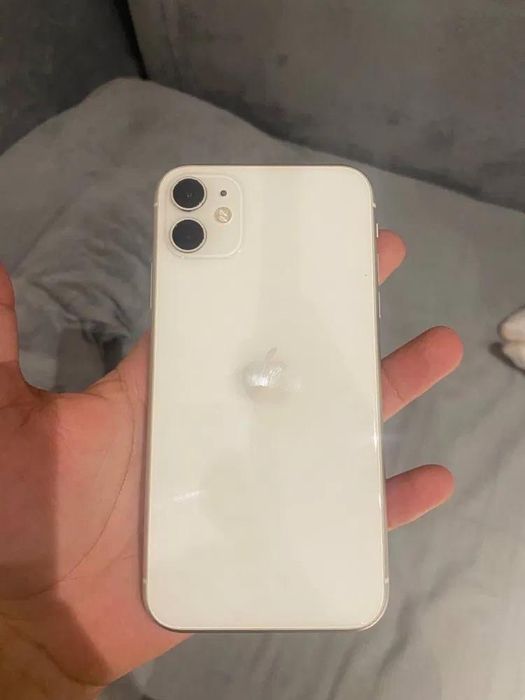 Обменяю Iphone 11