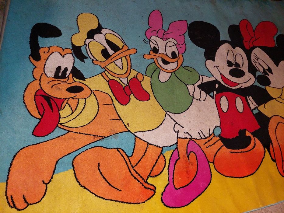 Vând covor Disney