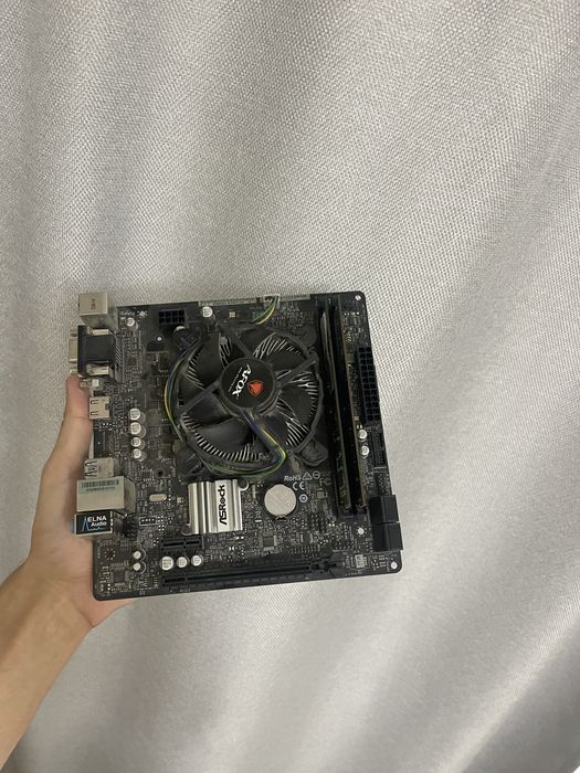 Комплект процессор Core i3 8100 + h310+кулер
