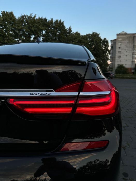BMW 740XD M Sport  /  BMW Individual / An fab 2019 /  KM 130.000 / Istoric Complet Automobile Bavaria