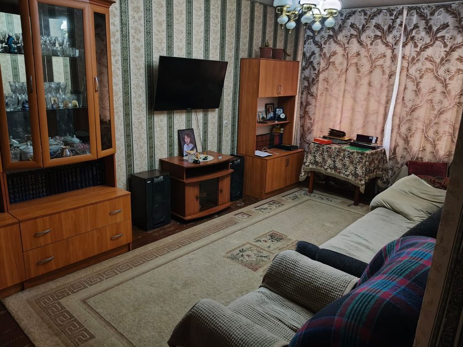 Продам 3 ком квартиру в центре