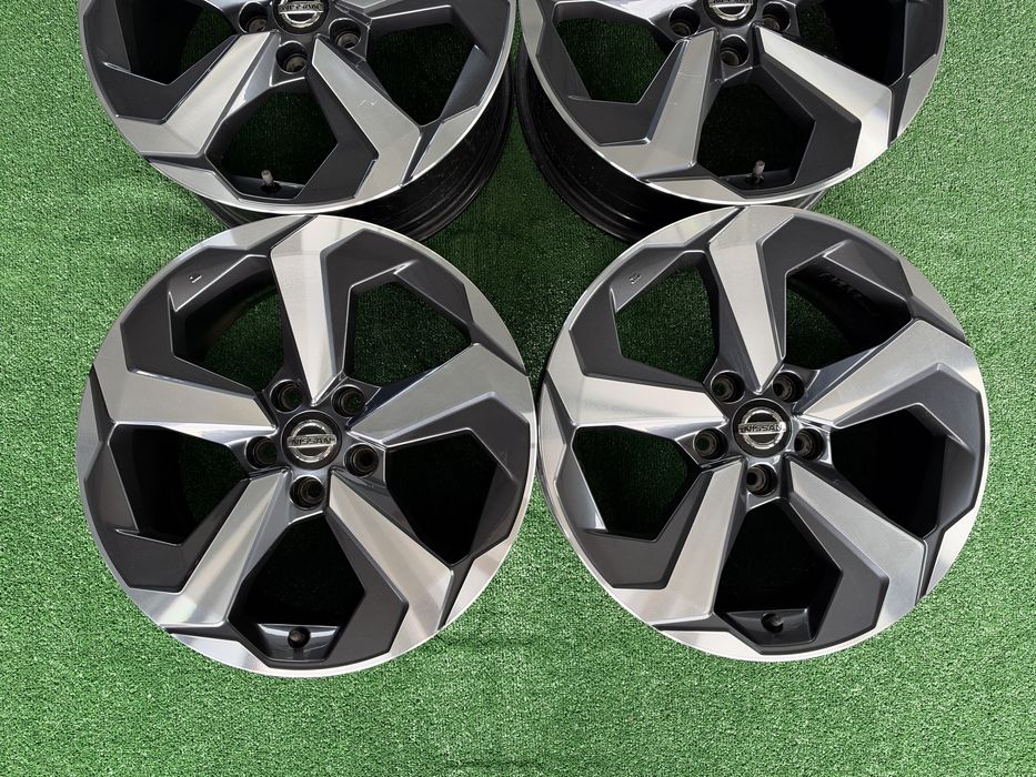 4бр. КАТО НОВИ 18” ОРИГИНАЛНИ Джанти 5х114.3 за -NISSAN/RENAULT/DACIA/Toyota/Honda- 7.5Jx18H2, ET45