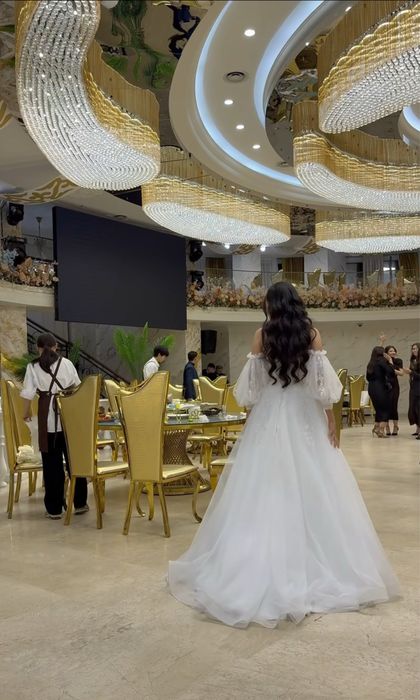 Свадебное платье