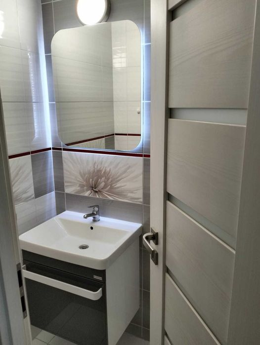 Inchiriez apartament