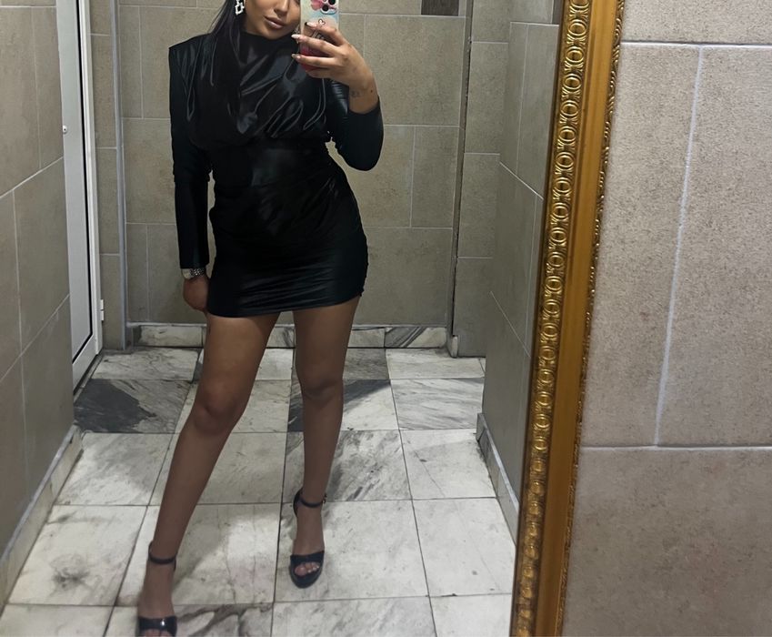 Дамска рокля