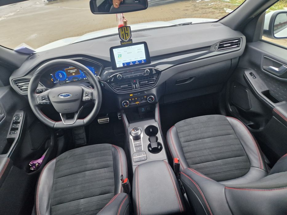 Ford Kuga 2.0 D 190 cp * An 2021 * ST-line