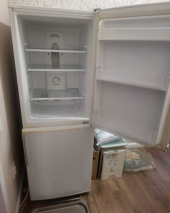 Продам холодильник б/у