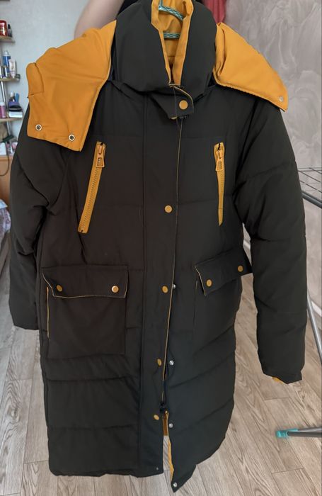 Продам зимнюю курту б/у