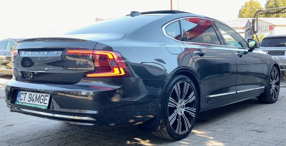 Volvo S90 LONG, 2022,  2.0 benzină Mild hibrid , 300 cp