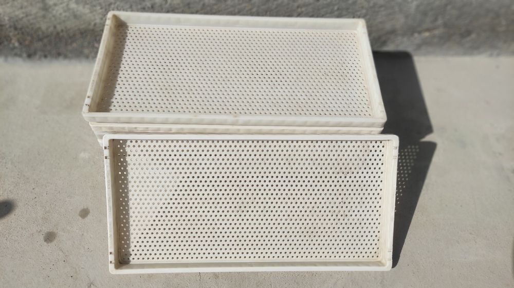 Plastik kasseta (30*60, 640 gr), 1100 dona, narxi 9000 soʼmdan