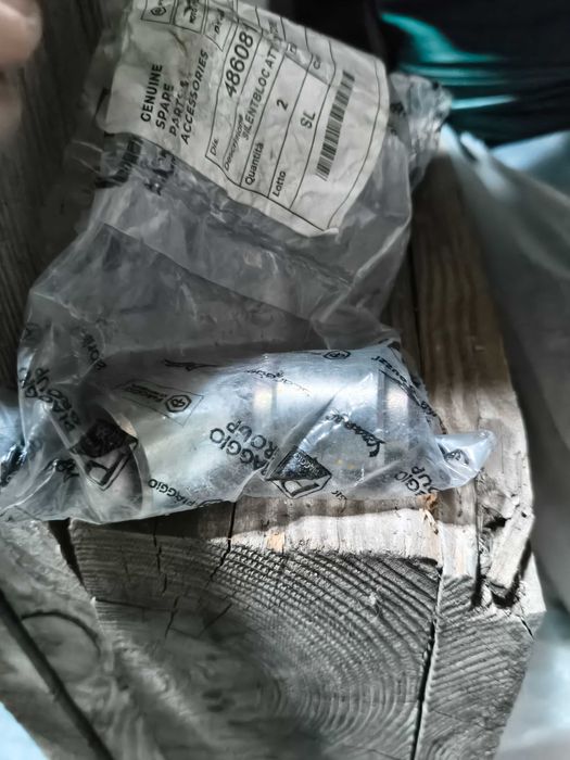 Тампони AP8161155 и 486081 piaggio